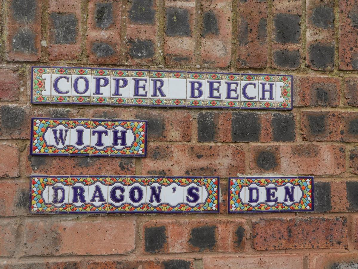 Appartement Dragon'S Den à Chester Extérieur photo